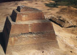 Meidum Piramidi ve Mısır Tur Rehberinin Yaptığı Açıklamalar